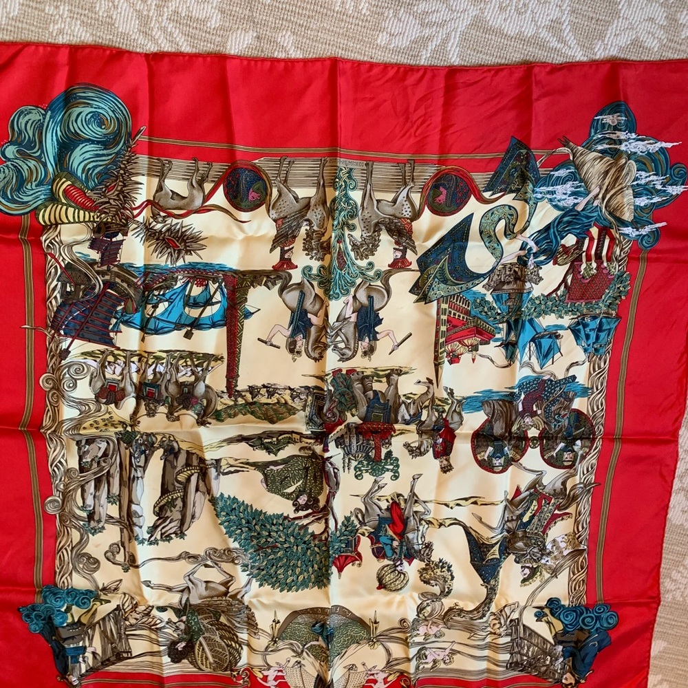 Hermes silk scarf 34x34 excellent condition